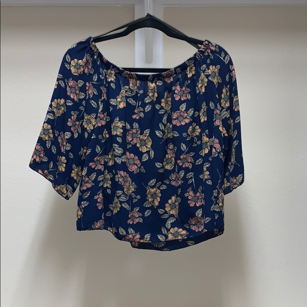 Blouse.